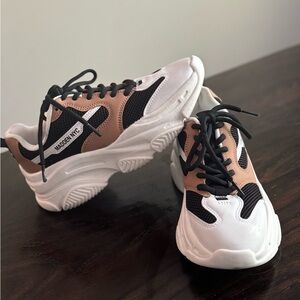 Steve Madden NYC Dad Sneaker